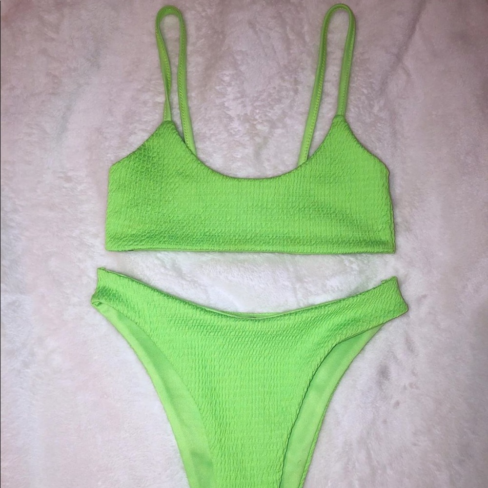 PRETTY LITTLE THING bikini